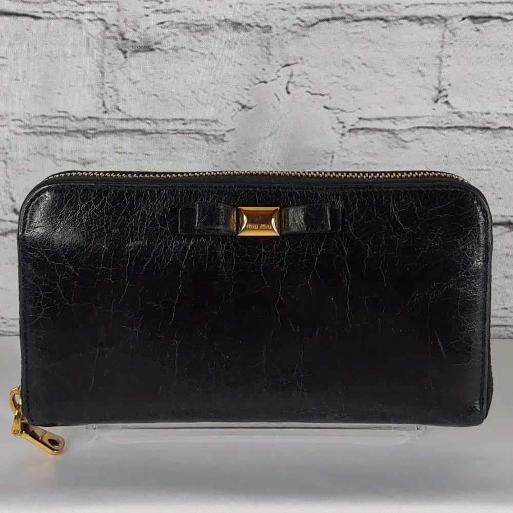 'MIU MIU' BOW-FRONT LEATHER WALLET FULL-ZIP  DISTRESSED ONYX - Picture 15 of 15